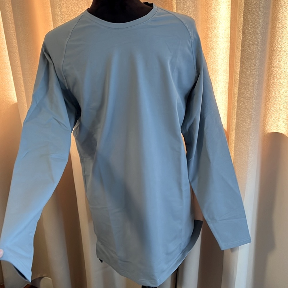 Raw Gear Unisex Size Medium long sleeve top
